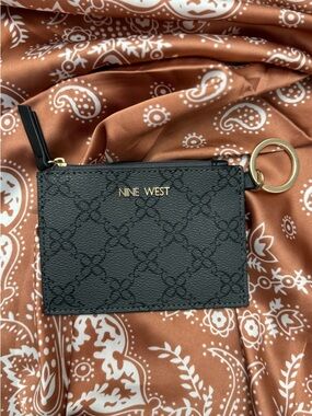 Nine West Black and Gold Patterned Key Holder wallet cardholder